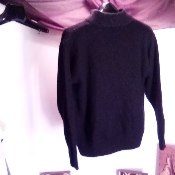 Rabbit - Picture 4 of 5